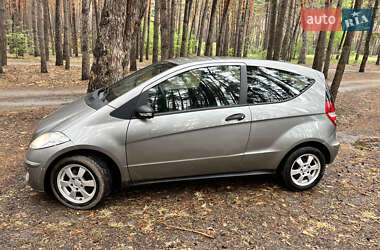 Хэтчбек Mercedes-Benz A-Class 2007 в 