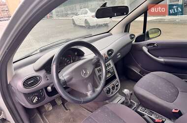 Хетчбек Mercedes-Benz A-Class 2003 в 