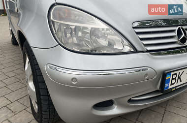 Хэтчбек Mercedes-Benz A-Class 2001 в 