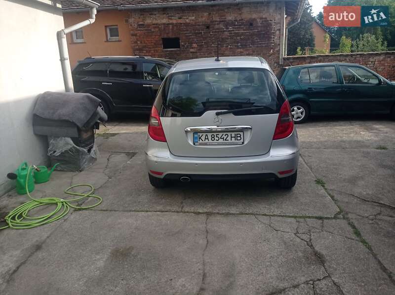 Хетчбек Mercedes-Benz A-Class 2011 в Володимирі