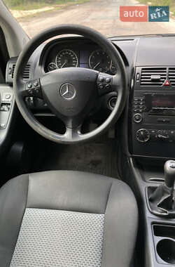 Хетчбек Mercedes-Benz A-Class 2005 в 