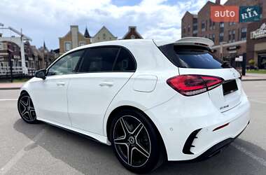 Хетчбек Mercedes-Benz A-Class 2018 в 
