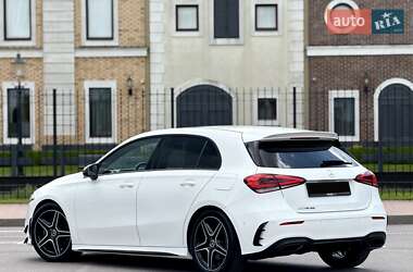 Хетчбек Mercedes-Benz A-Class 2018 в 