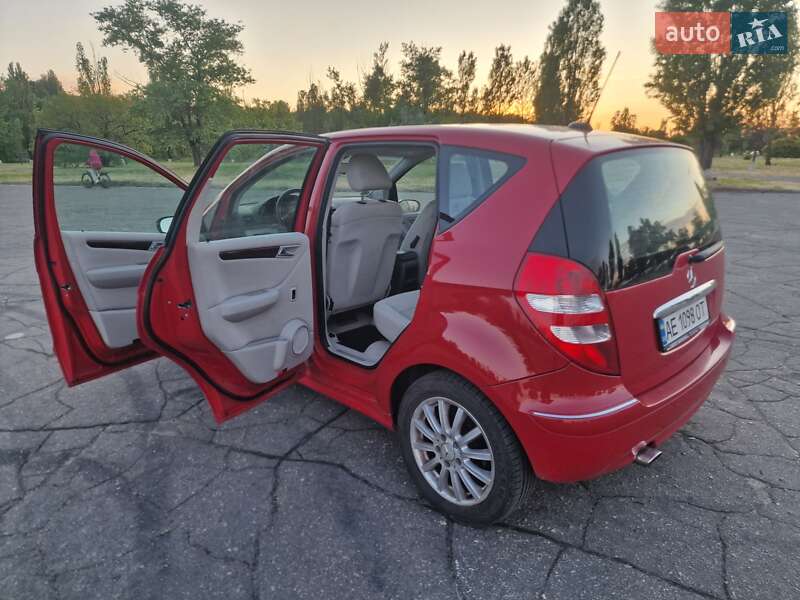 Хетчбек Mercedes-Benz A-Class 2005 в Кам'янському
