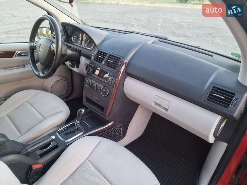 Хетчбек Mercedes-Benz A-Class 2005 в Кам'янському