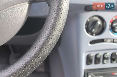 Хэтчбек Mercedes-Benz A-Class 2000 в 