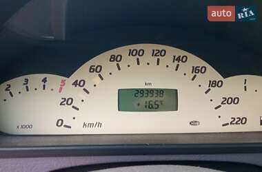 Хэтчбек Mercedes-Benz A-Class 2002 в 