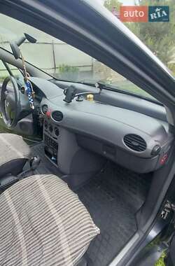Хэтчбек Mercedes-Benz A-Class 2001 в 