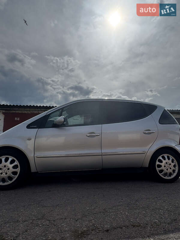 Хэтчбек Mercedes-Benz A-Class 2003 в Узине