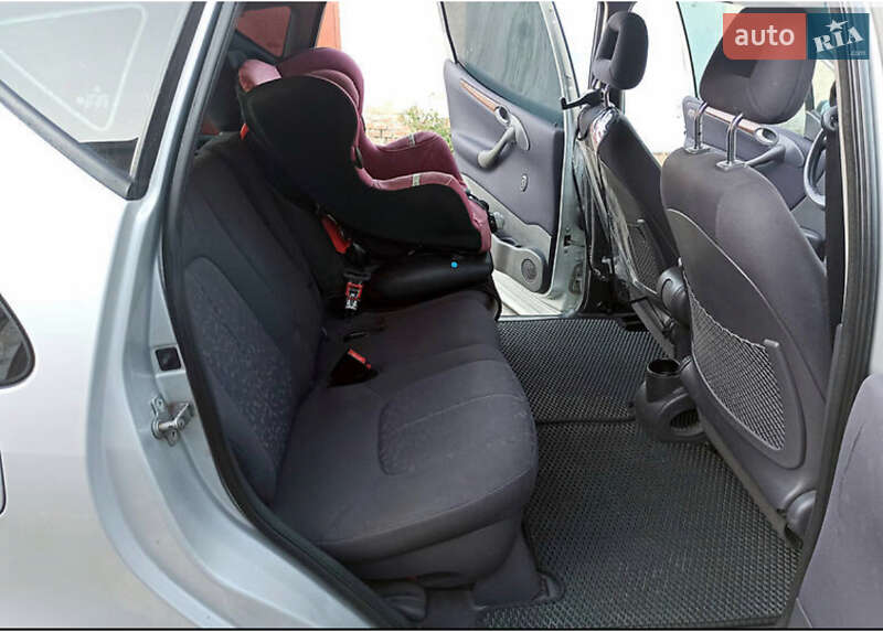 Хэтчбек Mercedes-Benz A-Class 2003 в Узине