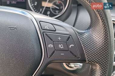 Хетчбек Mercedes-Benz A-Class 2013 в 