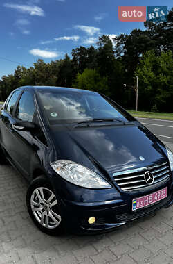 Хэтчбек Mercedes-Benz A-Class 2005 в 