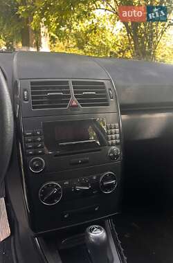 Хэтчбек Mercedes-Benz A-Class 2005 в 