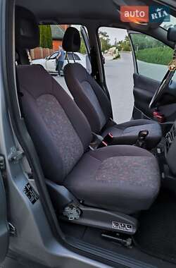 Хетчбек Mercedes-Benz A-Class 1999 в 
