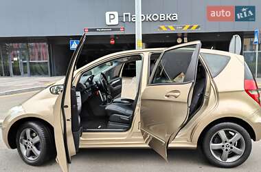 Хэтчбек Mercedes-Benz A-Class 2007 в 