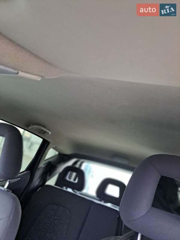 Хэтчбек Mercedes-Benz A-Class 2001 в Черновцах фото 24 Хэтчбек Mercedes-Benz A-Class 2001 в Черновцах