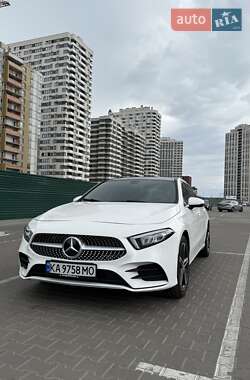 Седан Mercedes-Benz A-Class 2019 в Києві