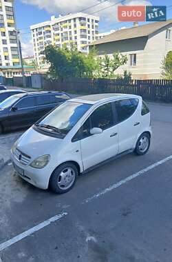 Хэтчбек Mercedes-Benz A-Class 2000 в 