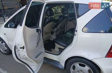Хэтчбек Mercedes-Benz A-Class 2000 в 