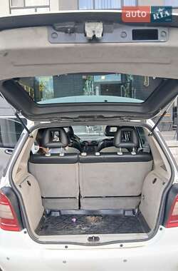 Хэтчбек Mercedes-Benz A-Class 2000 в 