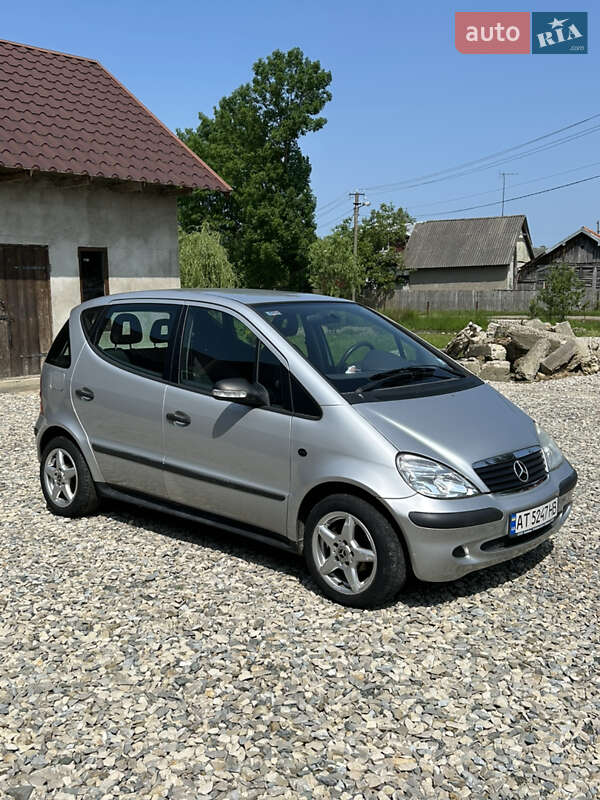 Хэтчбек Mercedes-Benz A-Class 2003 в 