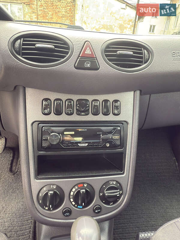 Хетчбек Mercedes-Benz A-Class 2002 в Чернівцях