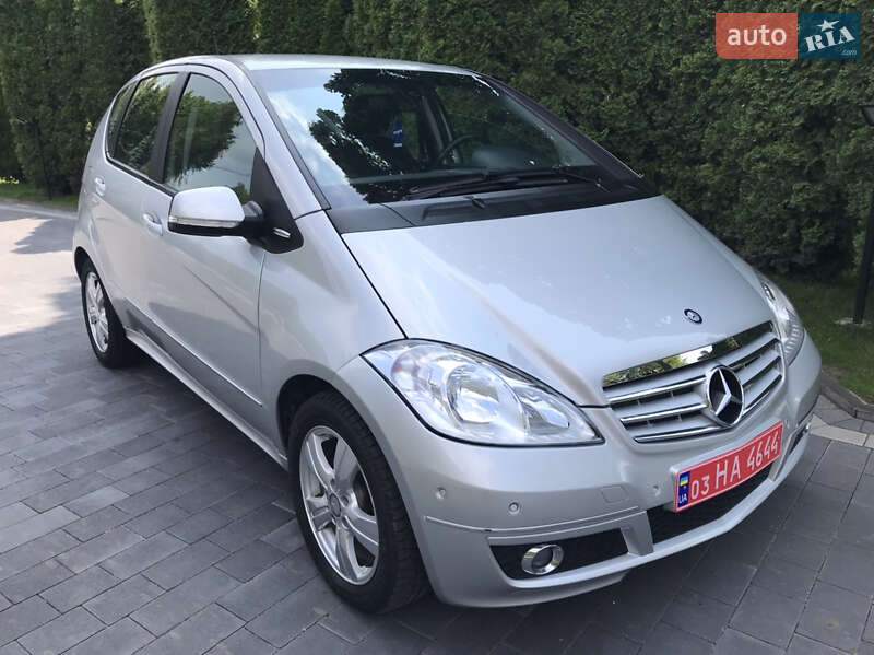 Хэтчбек Mercedes-Benz A-Class 2010 в Луцке
