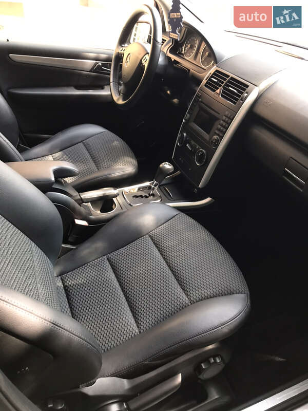 Хэтчбек Mercedes-Benz A-Class 2010 в Луцке