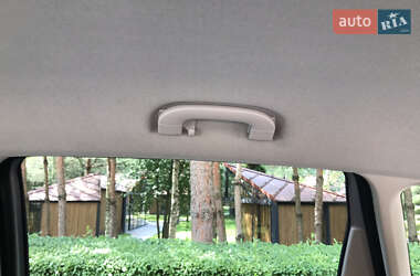 Хетчбек Mercedes-Benz A-Class 2010 в 