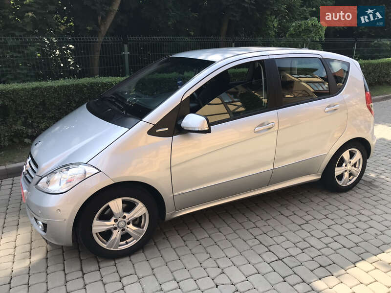 Хэтчбек Mercedes-Benz A-Class 2010 в Луцке