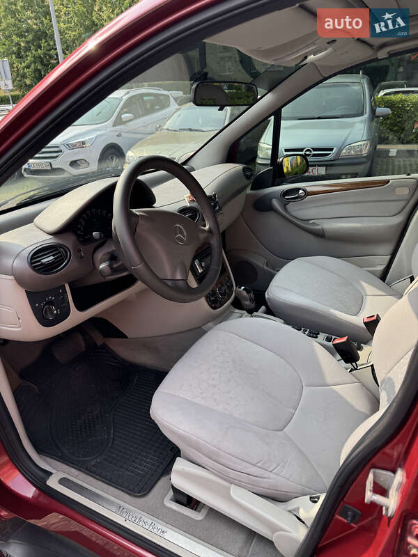 Хэтчбек Mercedes-Benz A-Class 2002 в Киеве