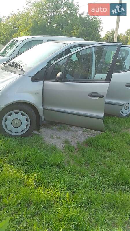Хэтчбек Mercedes-Benz A-Class 2001 в Житомире