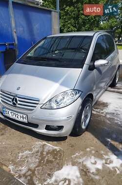 Хэтчбек Mercedes-Benz A-Class 2005 в 