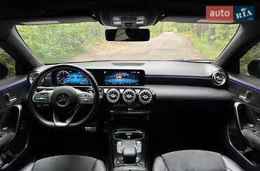 Седан Mercedes-Benz A-Class 2021 в 