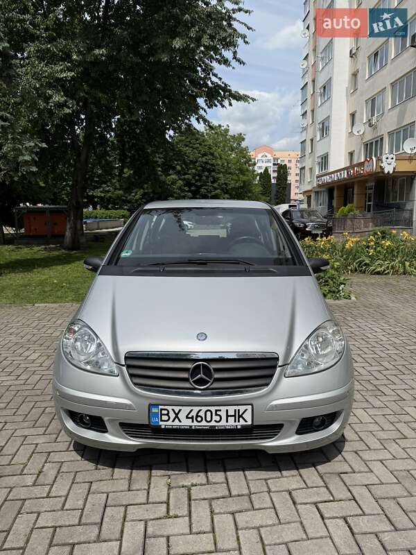 Хэтчбек Mercedes-Benz A-Class 2005 в 