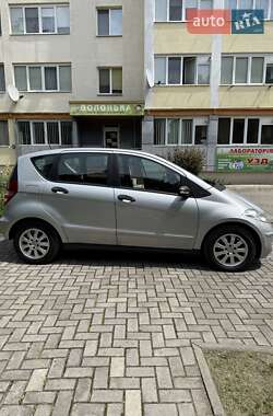 Хэтчбек Mercedes-Benz A-Class 2005 в 