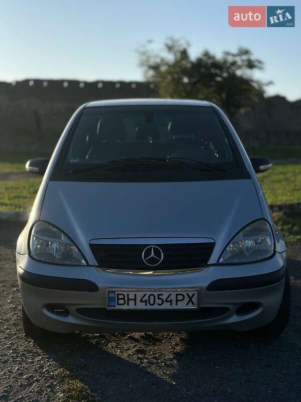 Хэтчбек Mercedes-Benz A-Class 2003 в 