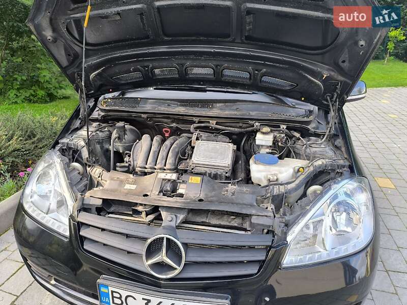 Купе Mercedes-Benz A-Class 2010 в Львове