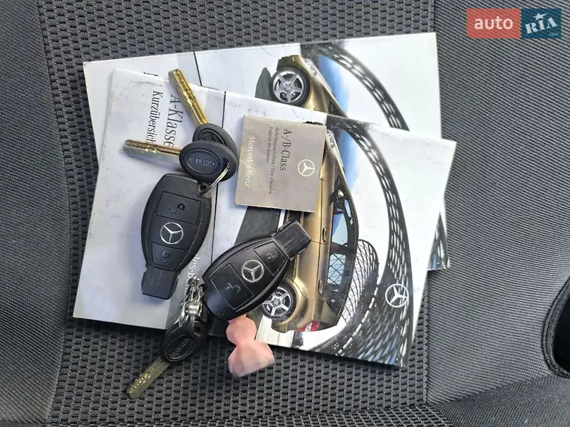 Купе Mercedes-Benz A-Class 2010 в Львове документ