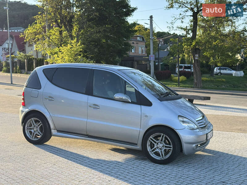 Хэтчбек Mercedes-Benz A-Class 2002 в 
