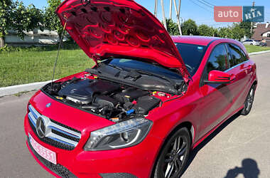 Хэтчбек Mercedes-Benz A-Class 2014 в 