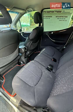 Хэтчбек Mercedes-Benz A-Class 2001 в 