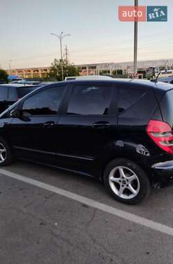 Хэтчбек Mercedes-Benz A-Class 2006 в 