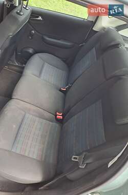 Хэтчбек Mercedes-Benz A-Class 2004 в 