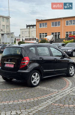 Хетчбек Mercedes-Benz A-Class 2006 в 