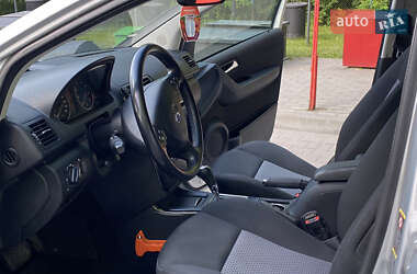 Хэтчбек Mercedes-Benz A-Class 2004 в 