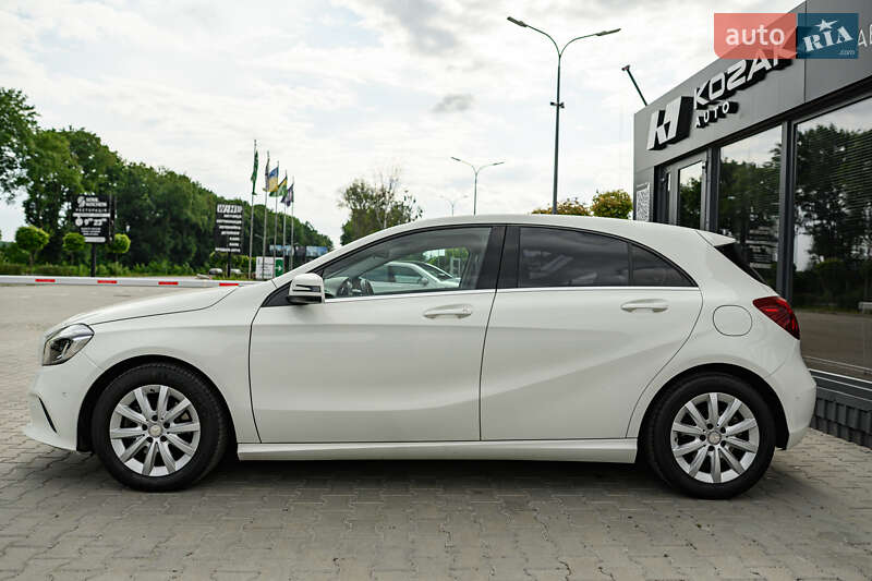 Хэтчбек Mercedes-Benz A-Class 2016 в Львове