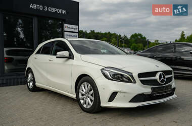 Хэтчбек Mercedes-Benz A-Class 2016 в 