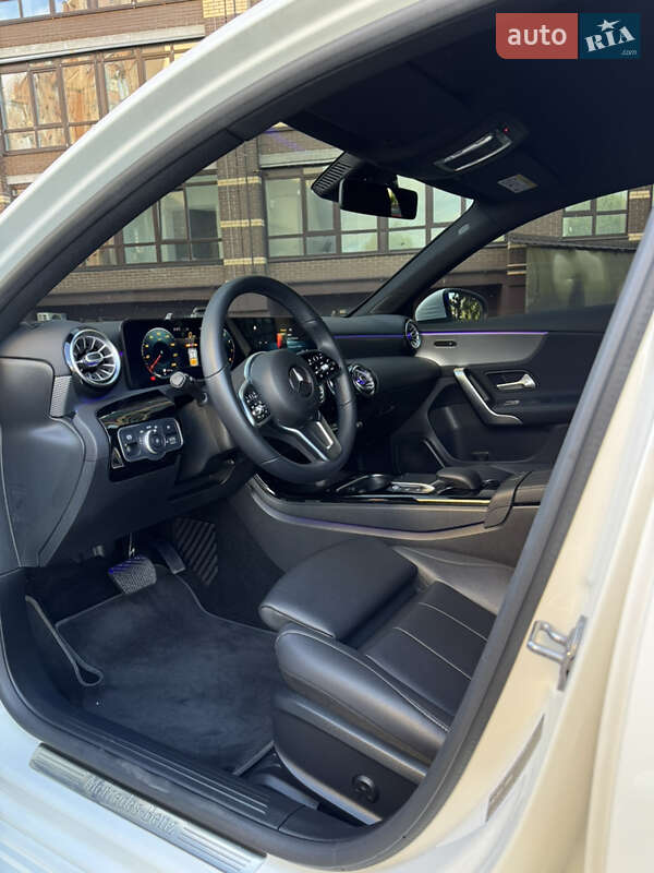 Хетчбек Mercedes-Benz A-Class 2020 в Києві фото 24 Хетчбек Mercedes-Benz A-Class 2020 в Києві