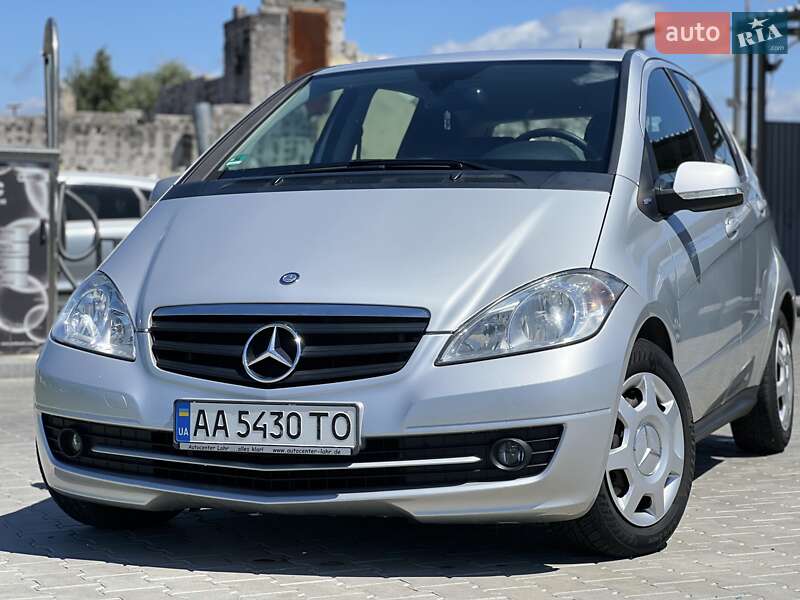 Mercedes-Benz A-Class 2011